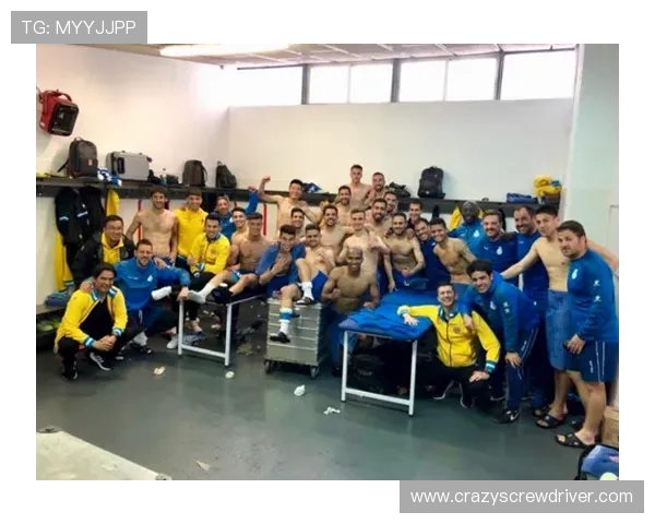 安东尼奥赛后激情演讲更衣室疯狂庆祝 我们像11个兵马俑一样并肩作战