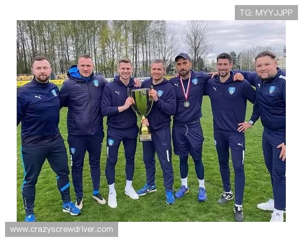 皮什切克时隔十九年重返波兰杯全场奋战助球队挺进三十二强